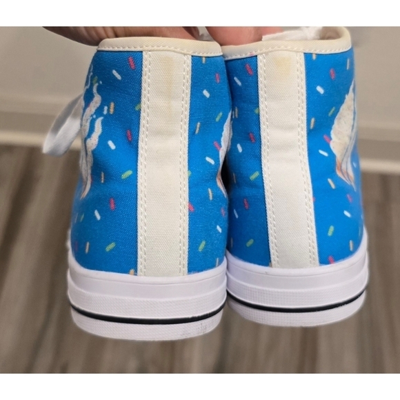 Fire Merch Youth High Tops - Fun Sweet Ice Cream Sprinkles Design - Size Y4 - Picture 6 of 10